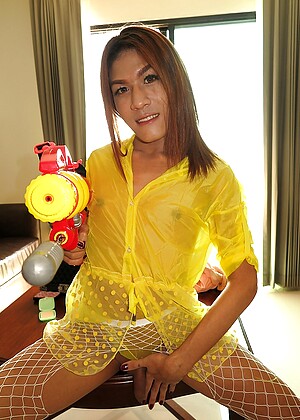 Ladyboy Aomsin