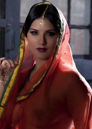 Sunny Leone